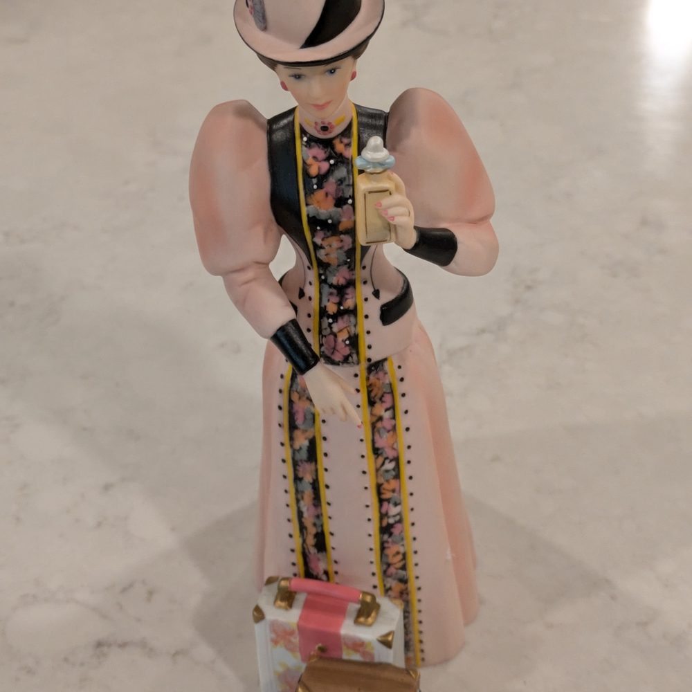 Avon Pink and Black Lady Figurine 10"